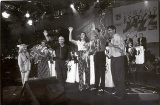 Rita pays  homage to the amazing  vocal group Manhattan Transfer - 1990 Lugano - Switzerland